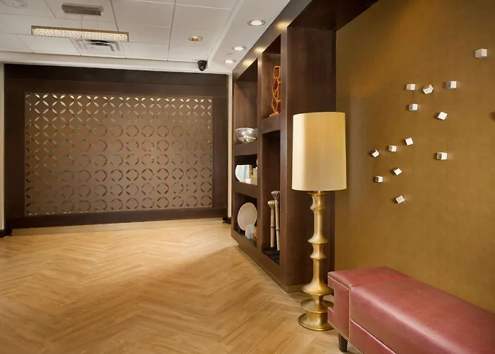 Hampton Inn & Suites San Antonio-Downtown/Market Square